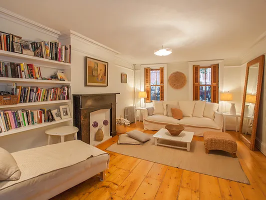 Rented by Dwell Residential Inc | media 17