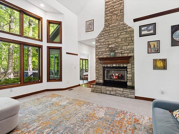 4th image of 5477 Blackhawk Forest Dr