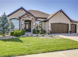931 Creekmoor Dr, Raymore, MO 64083