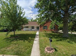 12 Connemara Rd, Saint Peters, MO 63376