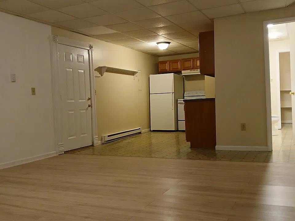 2 Cortland St #4
