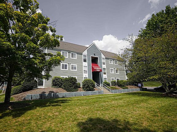 2nd image of 1440 Seneca Dr APT H