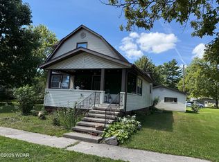 402 N 1st St, Oakwood, OH 45873