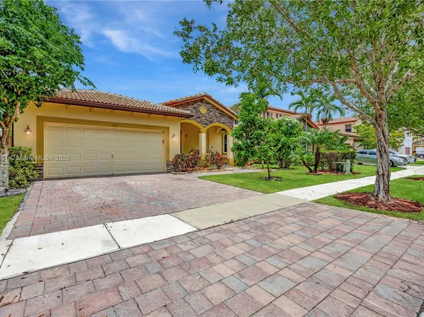 132 SE 36th Ave, Homestead, FL 33033