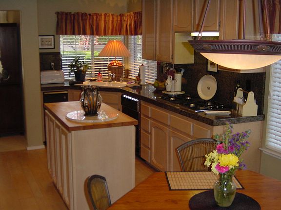 5th image of 108 Eagle Creek Ct