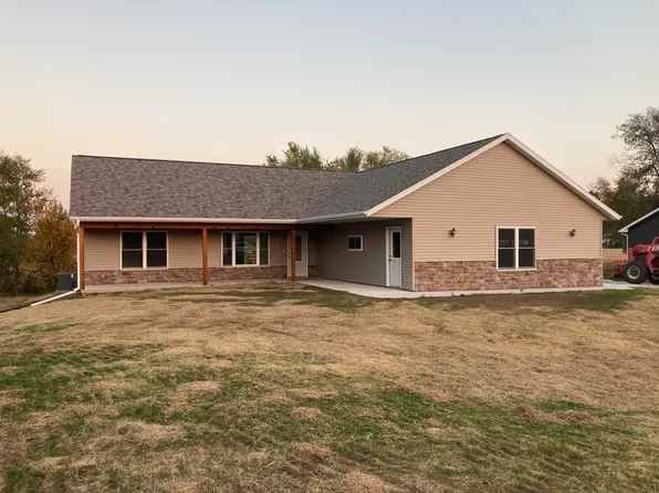 410 Mourning Dove Ct, Arena, WI 53503