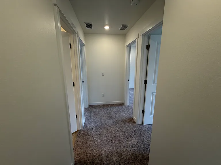 609 103rd Ct SE — Photo 38