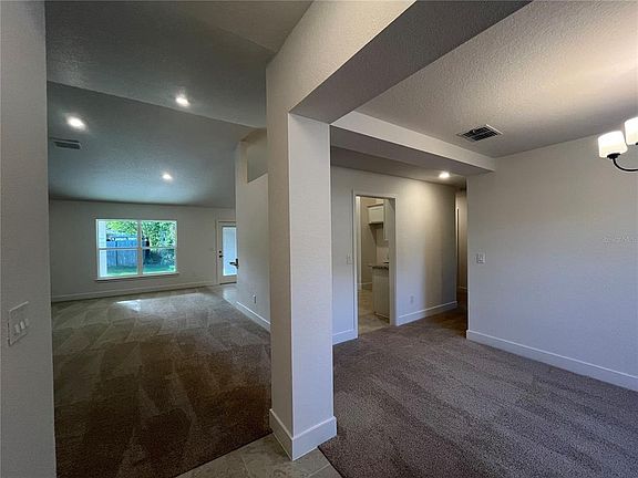 5th image of 16322 SE 89th Ct