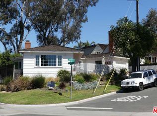 100 Chiquita St, Laguna Beach, CA 92651