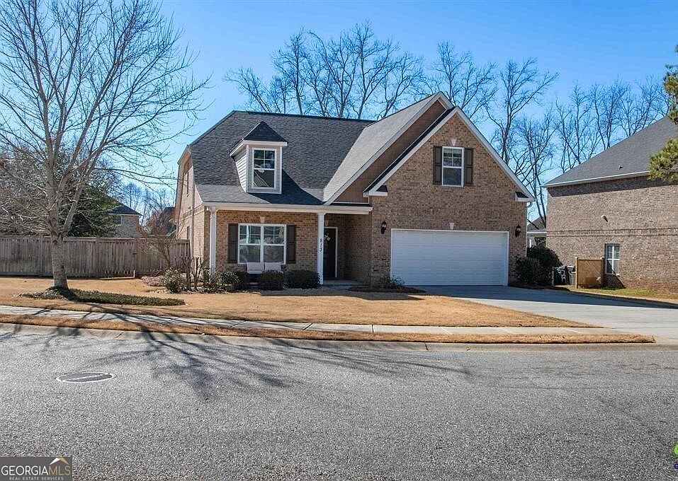 1st image of 813 Hawks Nest Dr
