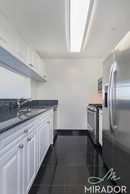 Rented by Mirador Real Estate | media 35