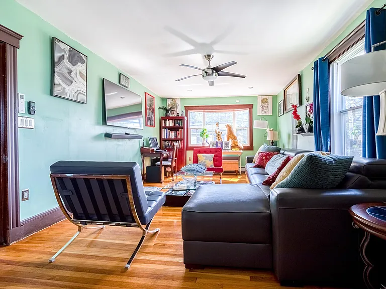 338 Riverside Ave — Photo 8