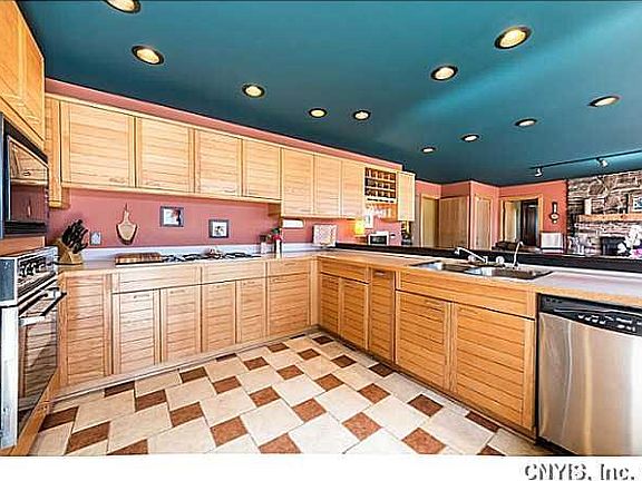 2nd image of 8177 Blue Ridge Cir