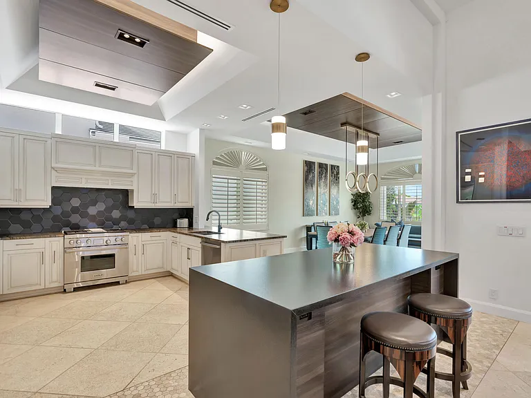 186 Golf Village Blvd — Photo 18