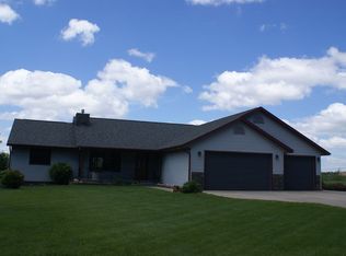 2922 113th St, Chippewa Falls, WI 54729
