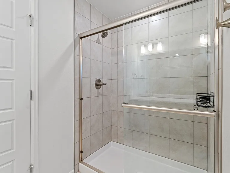 17943 E 103rd Ave — Photo 34