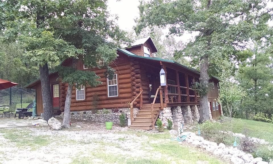 1st image of 785 Lappis Ln