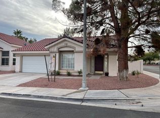 42 Durango Station Dr, Henderson, NV 89012