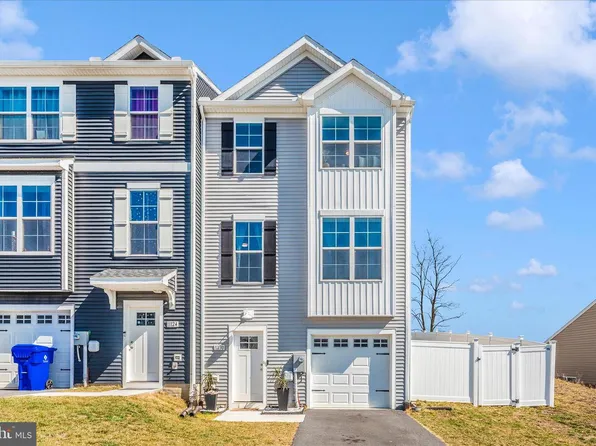 11130 Gopher Dr, Waynesboro, PA 17268