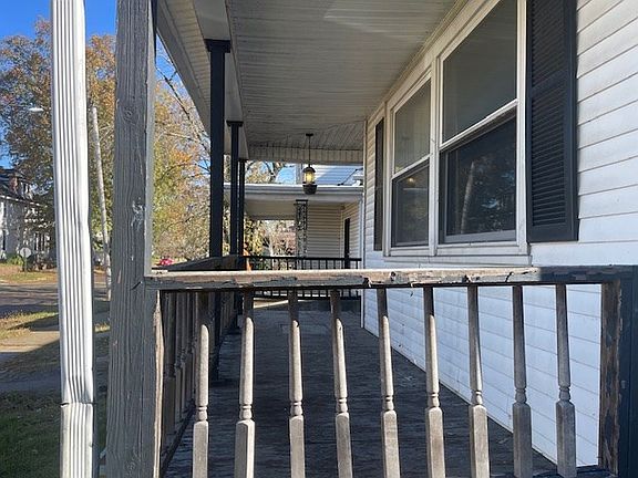 5th image of 1674 Highland Ave
