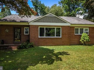 1 Montague Ave, Ewing, NJ 08628