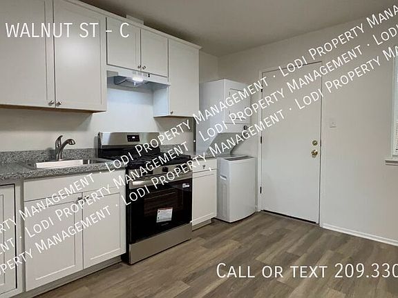 4th image of 308 E Walnut St APT C