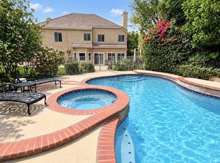7500 Southby Dr, Canoga Park, CA 91304