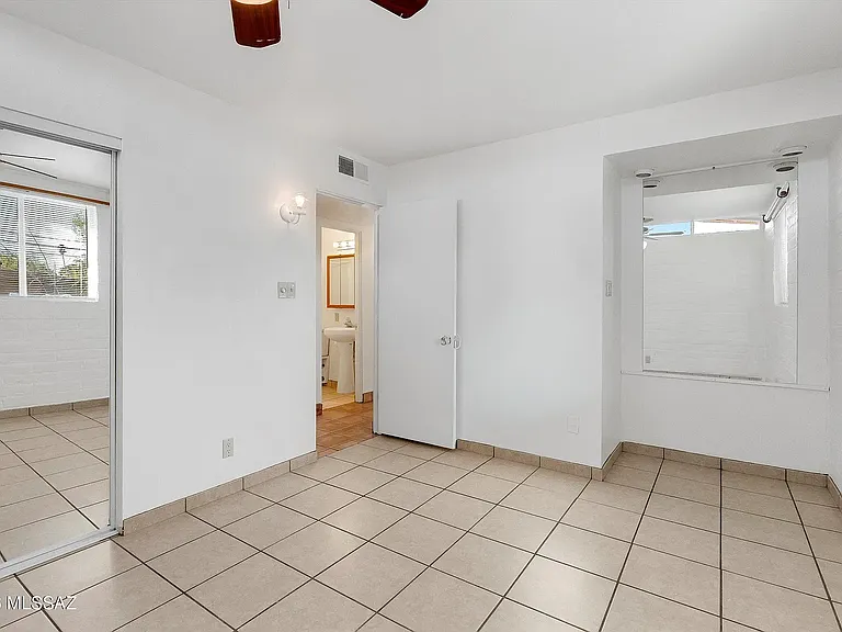 7931 E Malvern Pl — Photo 21