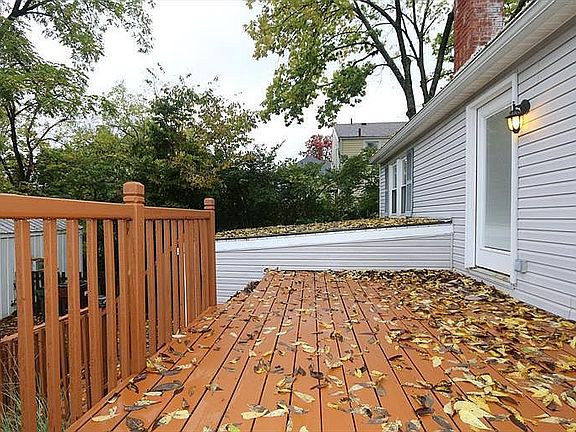 2nd image of 4939 Laurel Ave