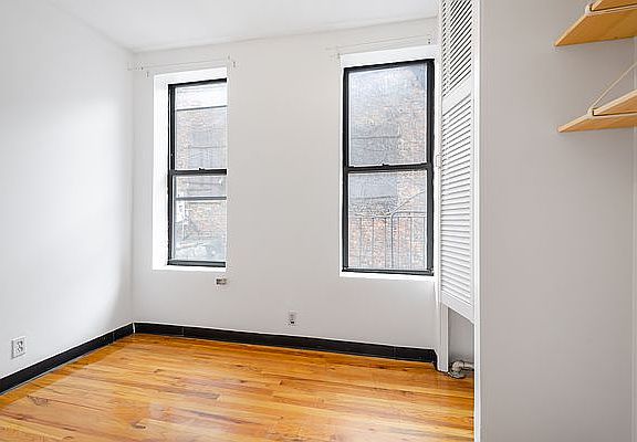 4th image of 120 Suffolk St #4B