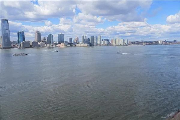 Rented by Maz Group NY | media 10