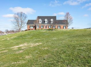 421 Country Club Dr, Lebanon, KY 40033