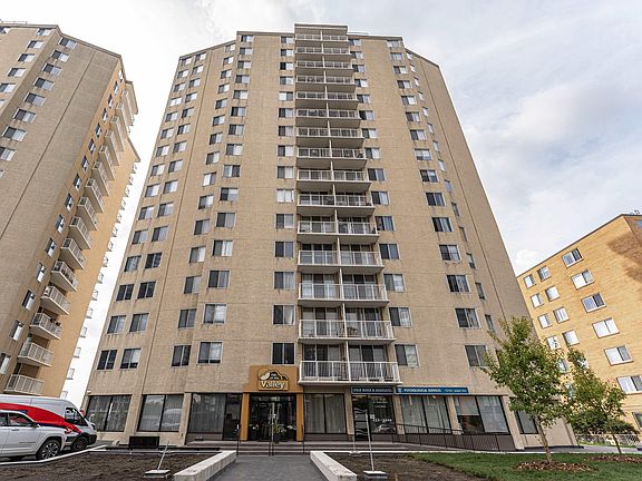 4th image of 12141 Jasper Ave NW #201
