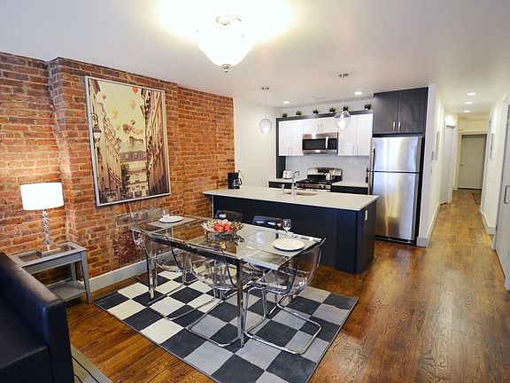 4th image of 164 Underhill Ave #1B