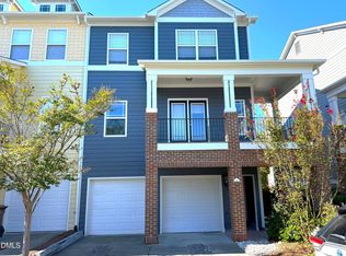 213 Broadgait Brae Rd, Cary, NC 27519