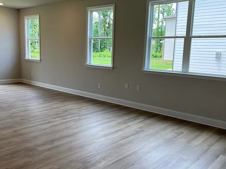 414 Kinross Ln — Photo 16