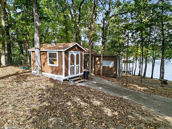4th image of 108 Cottonwood Ln
