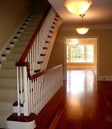 4th image of 13430 Ledgebrook Ln