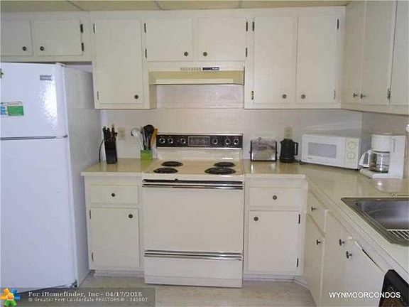 5th image of 1805 Eleuthera Pt APT G4
