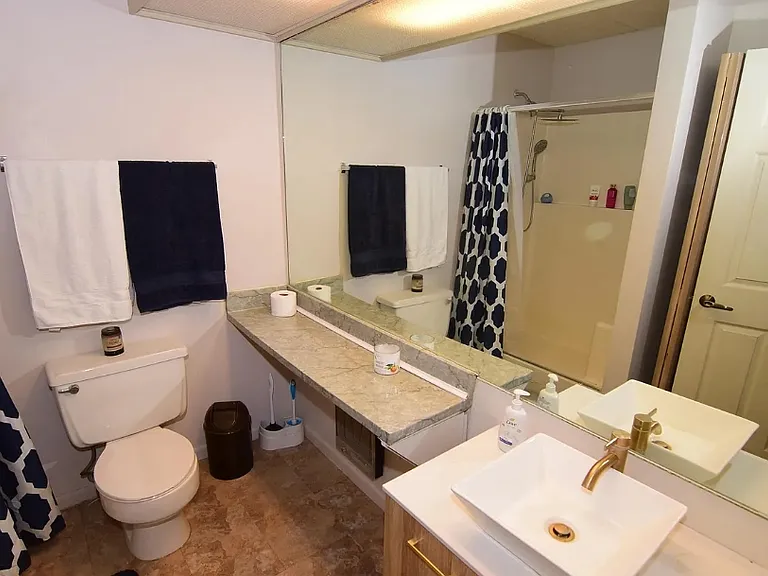 806 Stratford Dr #14 — Photo 7