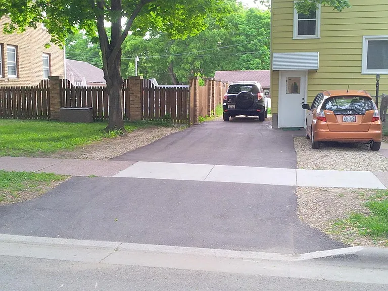 1-1205 Chandler St #1 — Photo 24
