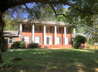 814 Parkins Mill Rd, Greenville, SC 29607