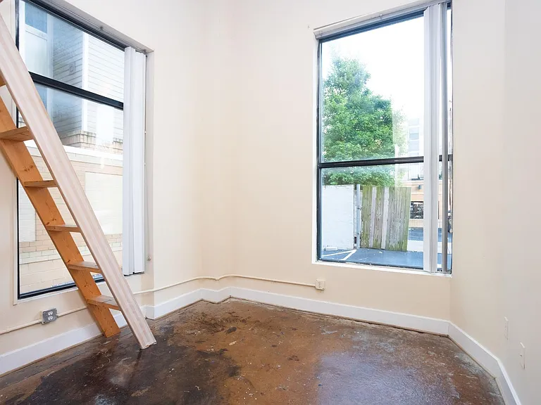 Cornish Brewery Apartment Homes — Photo 107