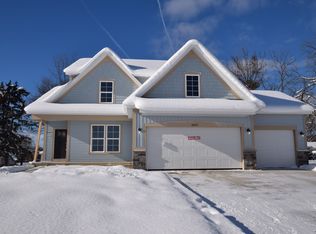 6563 Alward Dr, Hudsonville, MI 49426