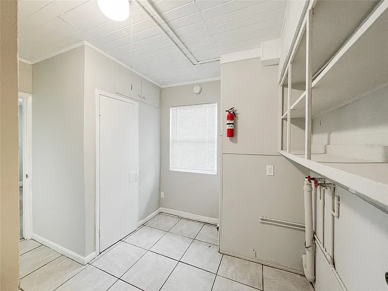 319 NW 16th Ave — Photo 61