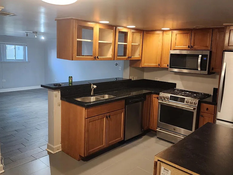 3920 W Cortland St #G — Photo 15