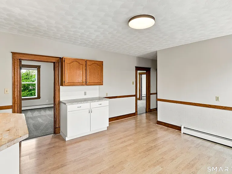 126 Booth St #3 — Photo 11