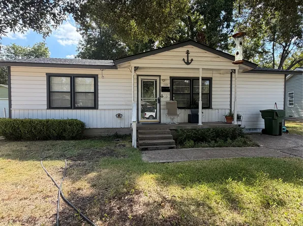 1324 Dale Dr, Garland, TX 75041