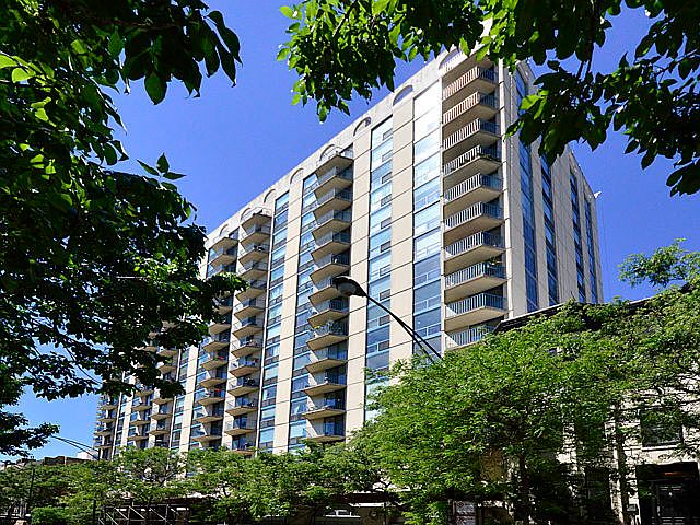 1st image of 1250 N La Salle Dr APT 1312