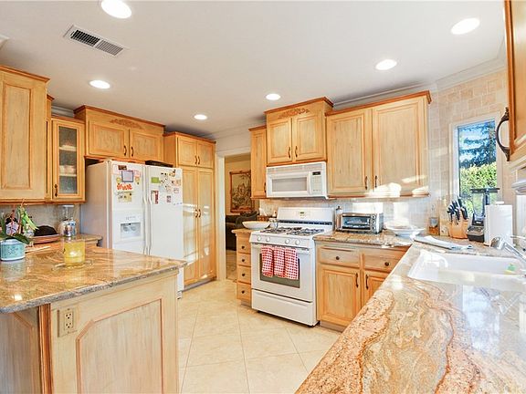 5th image of 23210 W Vail Dr